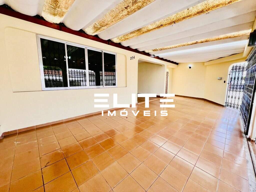 Sobrado à venda no Santa Maria: 