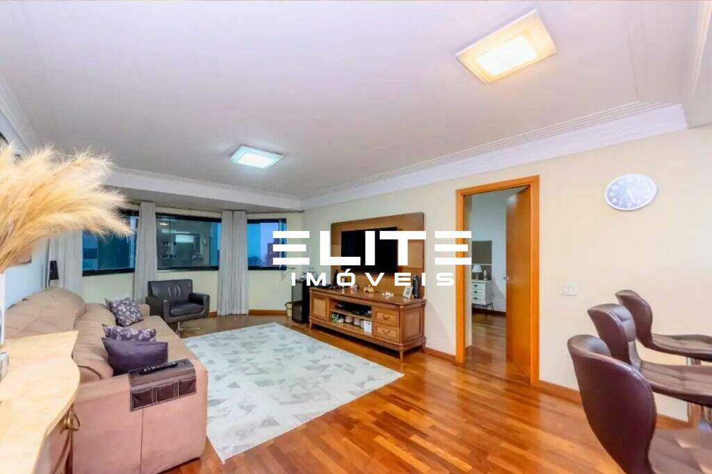 Apartamento à venda no Bairro Jardim: 