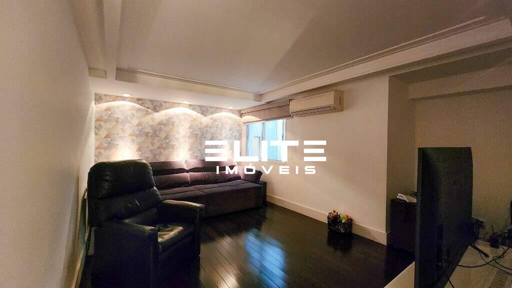 Sobrado à venda no Bairro Jardim: 