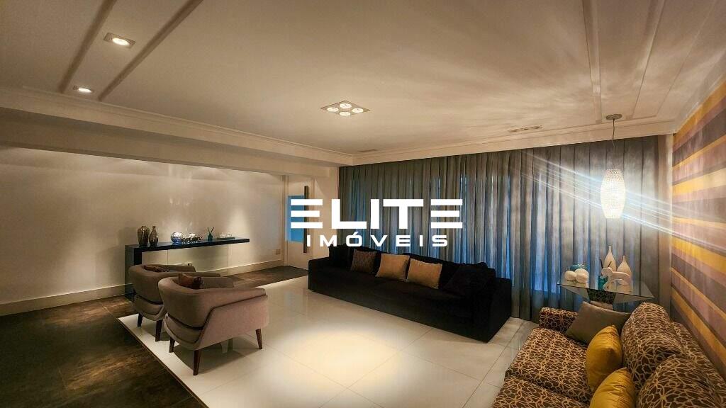 Sobrado à venda no Bairro Jardim: 