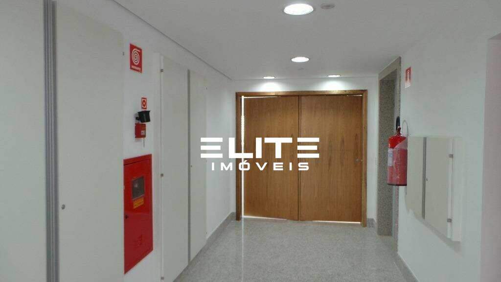 Sala à venda no Centro: 