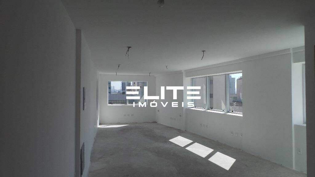 Sala à venda no Centro: 