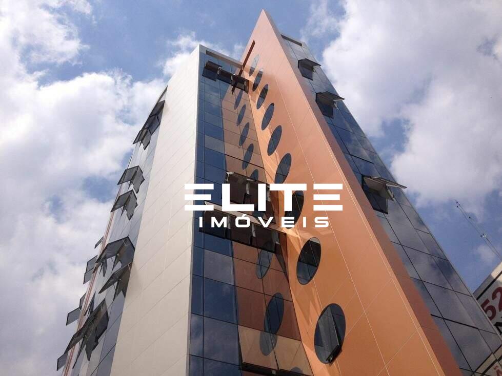 Sala à venda no Centro: 