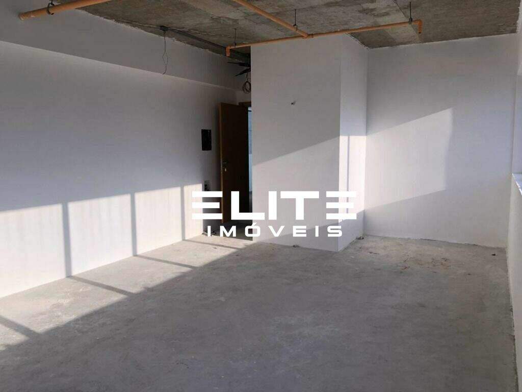 Sala à venda no Centro: 