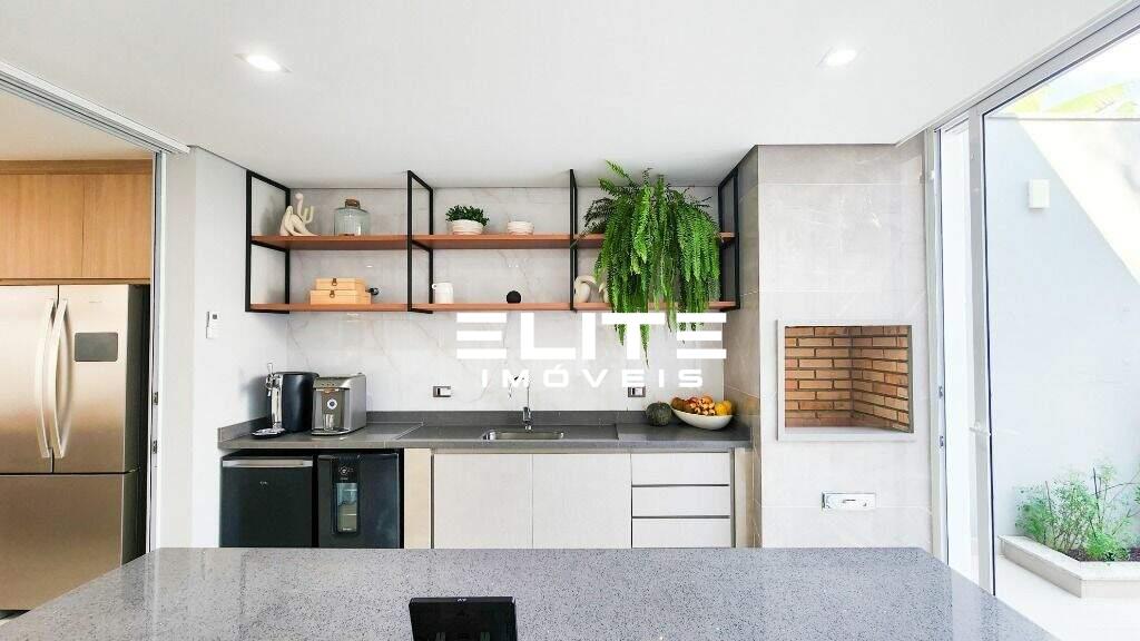 Sobrado à venda no Vila Bastos: 