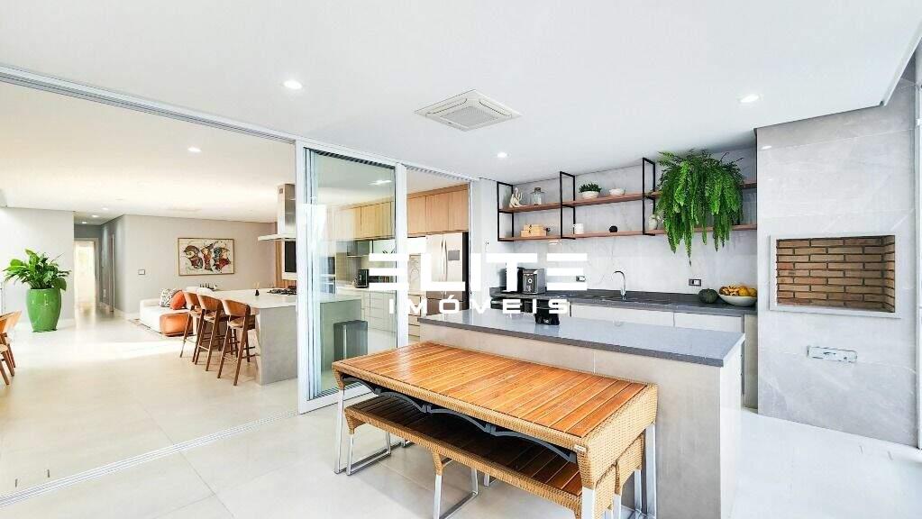 Sobrado à venda no Vila Bastos: 