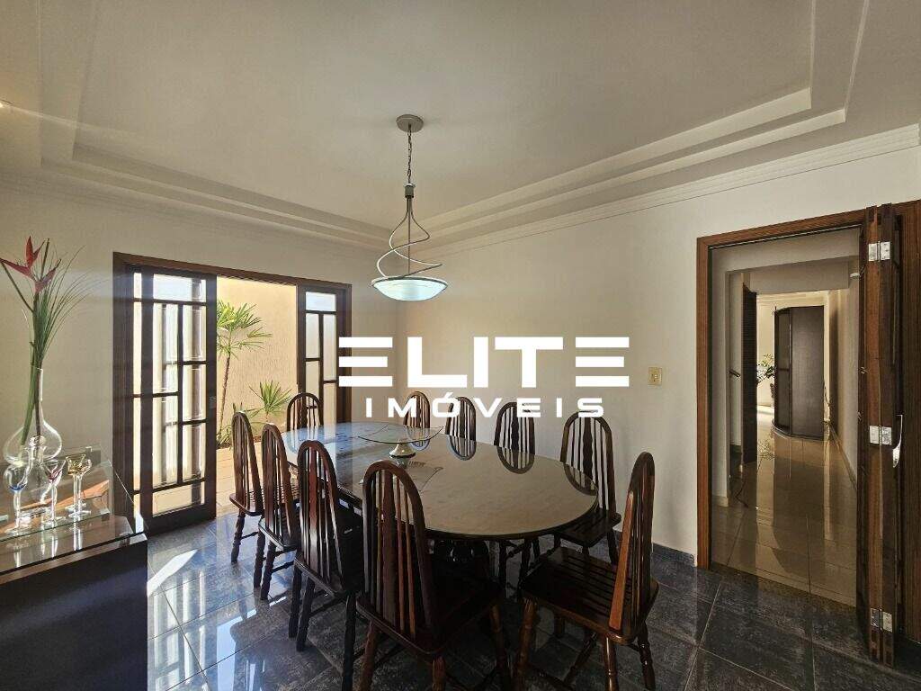 Sobrado à venda no Santa Paula: 