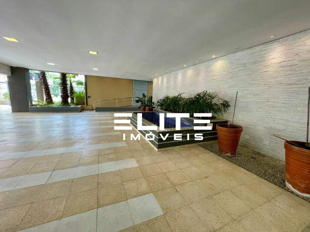 Sala à venda no Centro: 