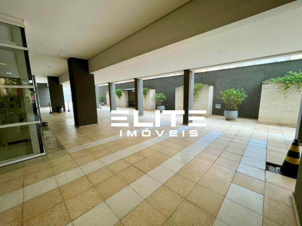 Sala à venda no Centro: 