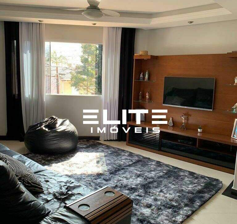 Casa à venda no Cerâmica: 