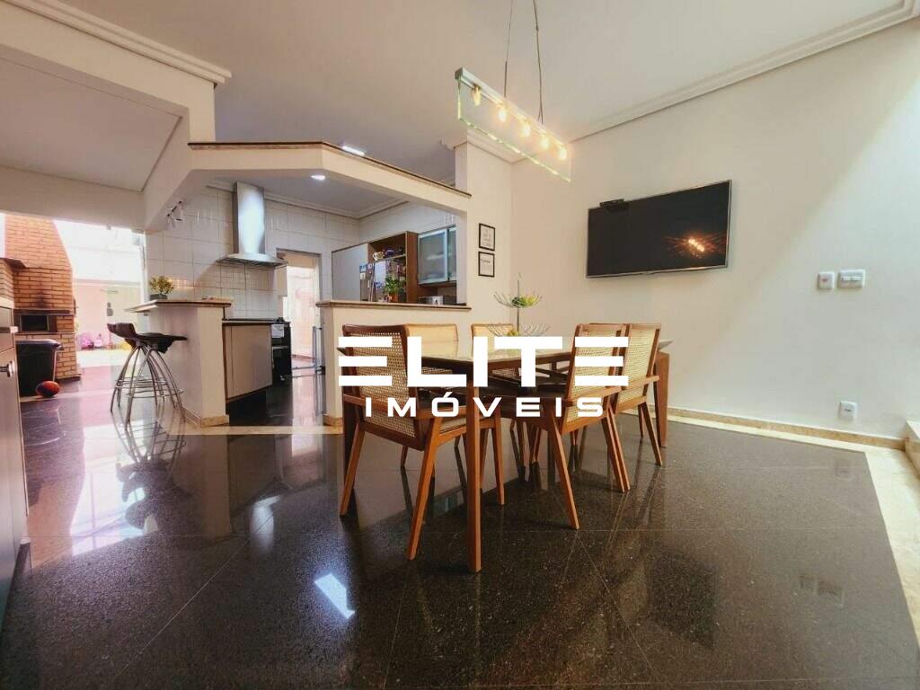 Sobrado à venda no Campestre: 