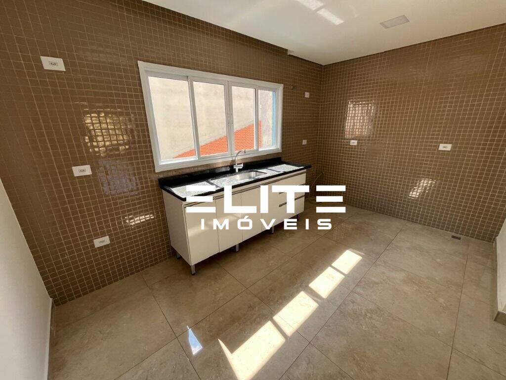 Sobrado à venda no Campestre: 