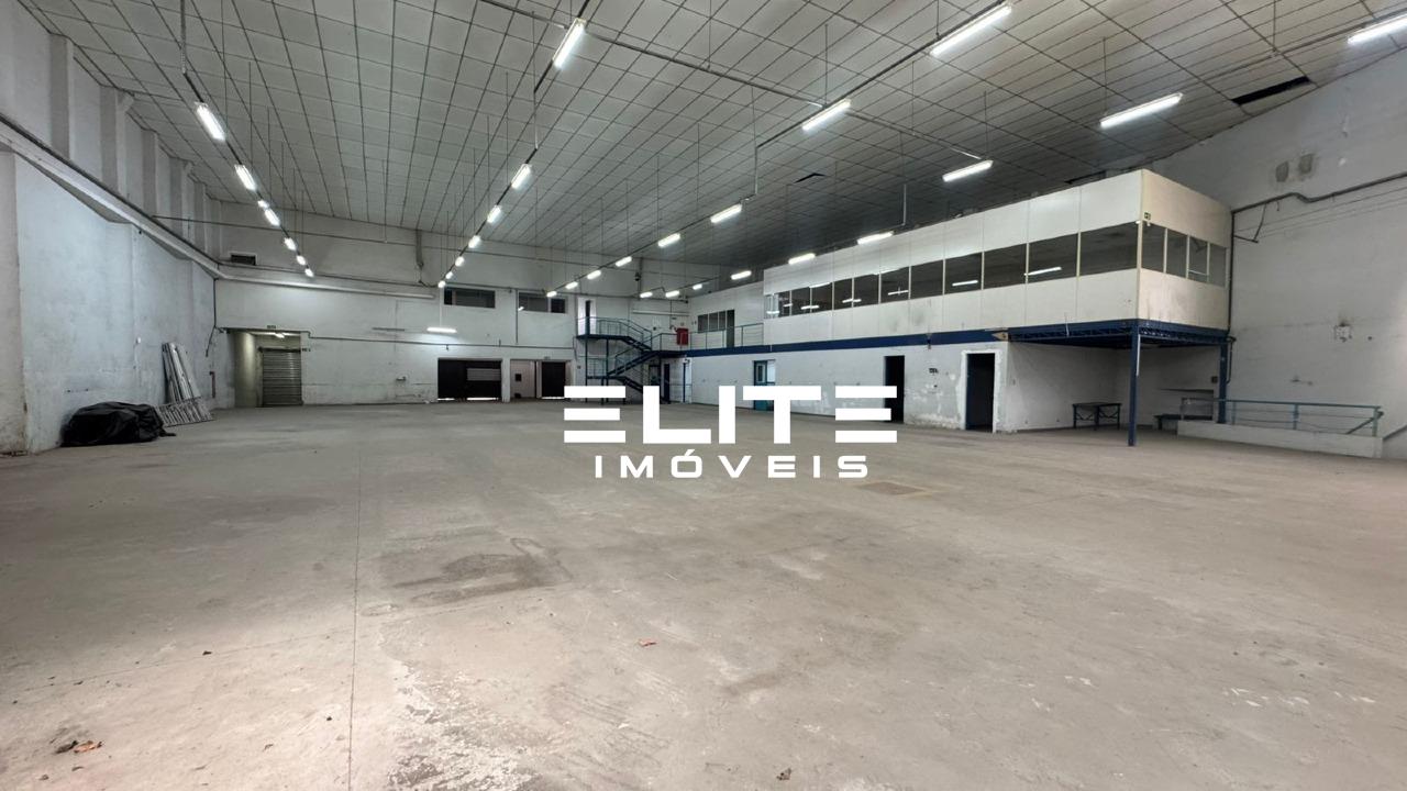 Galpão à venda no Vila Alpina: 