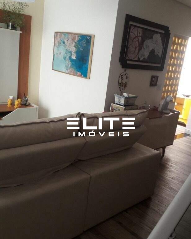 Sobrado à venda no Vila Valparaíso: 