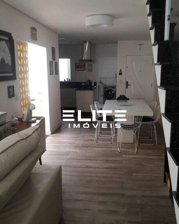 Sobrado à venda no Vila Valparaíso: 