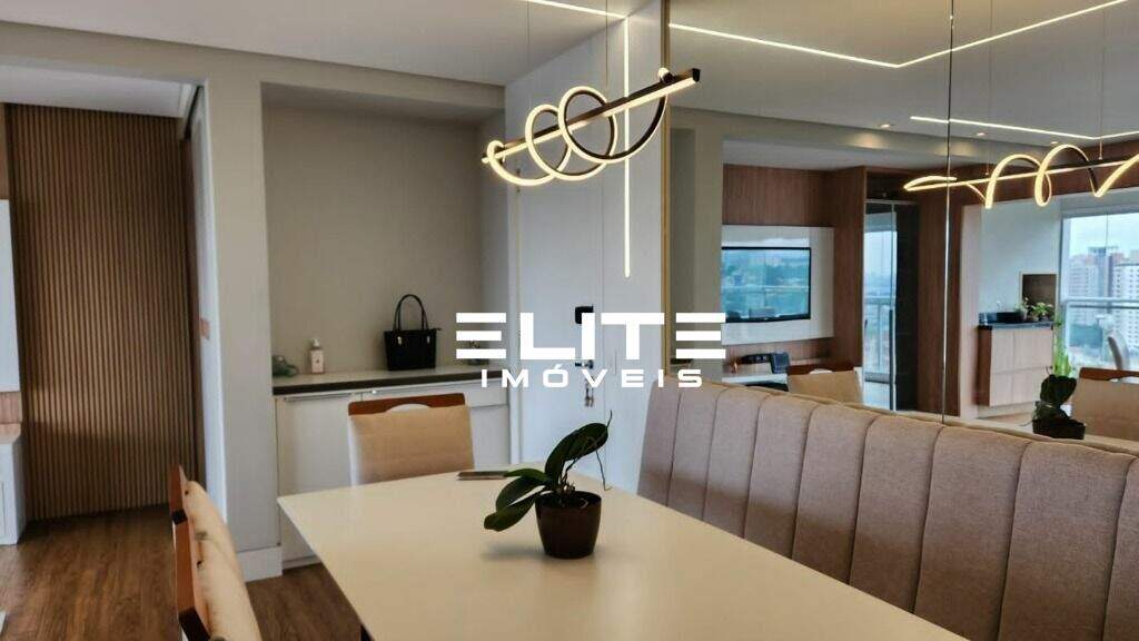 Apartamento à venda no Bairro Jardim: sala de estar