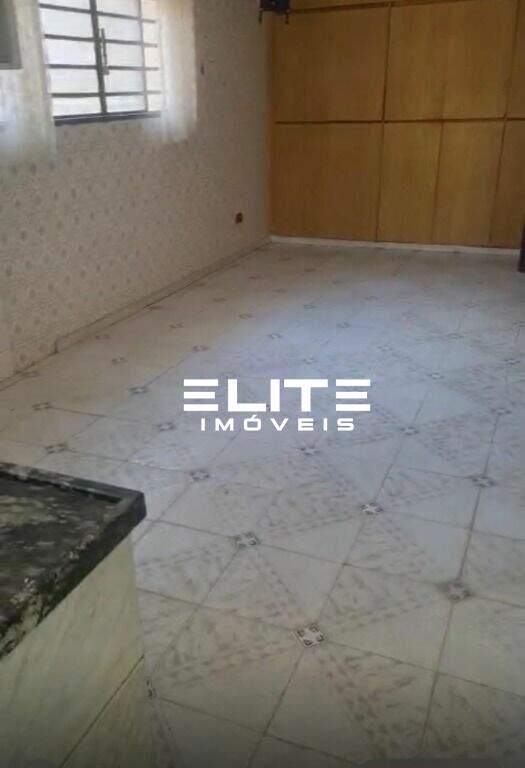 Casa à venda no Santa Teresinha: 