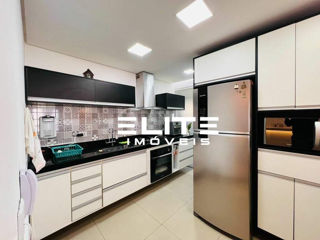 Apartamento à venda no Vila Bastos: 