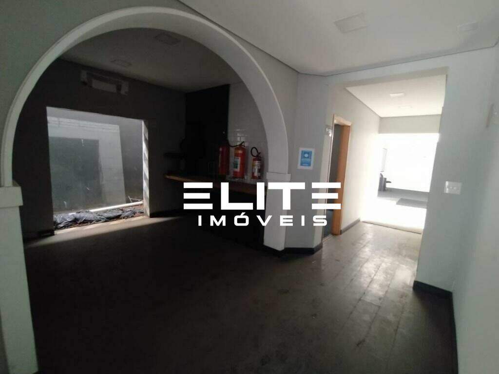 Prédio à venda no Bairro Jardim: 