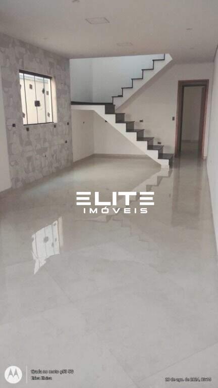 Sobrado à venda no Campestre: 