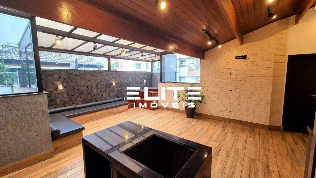 Cobertura à venda no Vila Bastos: 