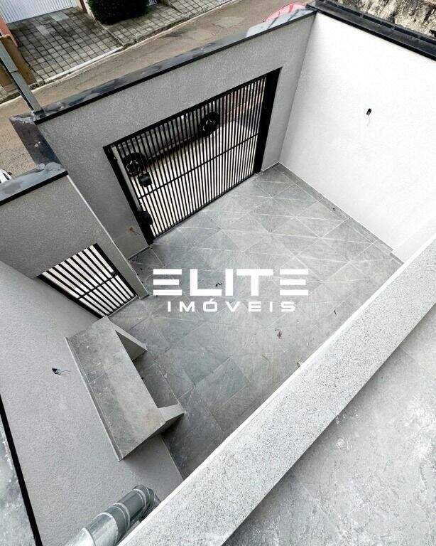 Sobrado à venda no Vila Pinheirinho: 