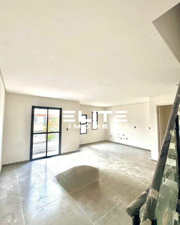 Sobrado à venda no Vila Pinheirinho: 