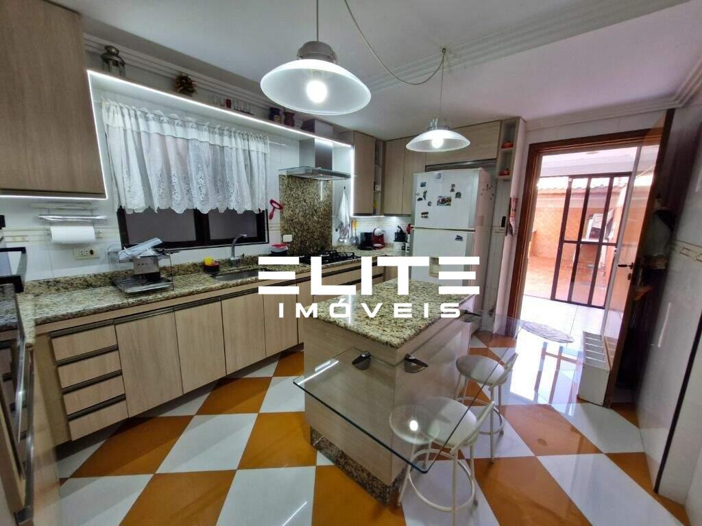 Sobrado à venda no Utinga: 