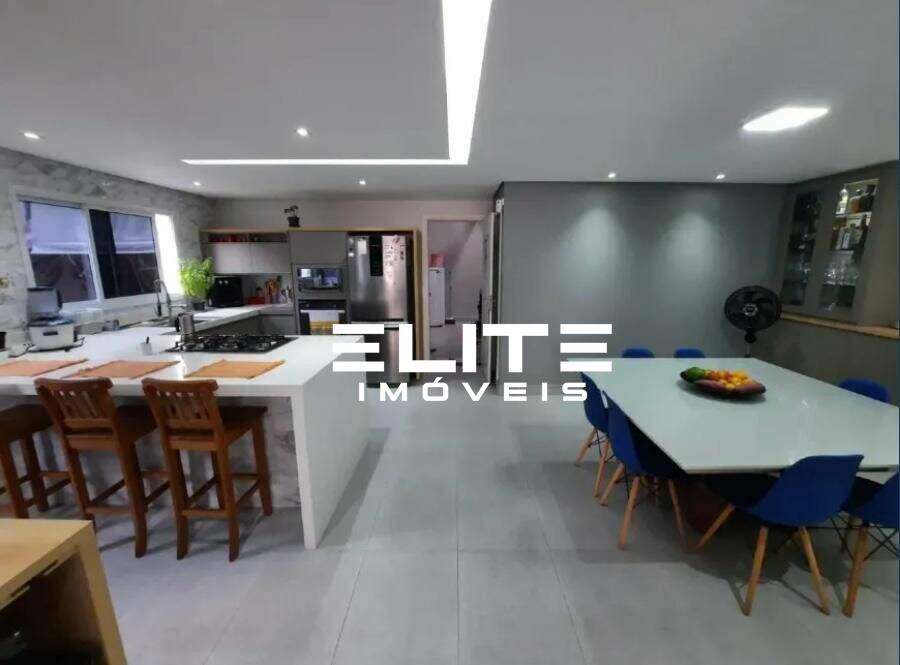 Sobrado à venda no Vila Pires: 