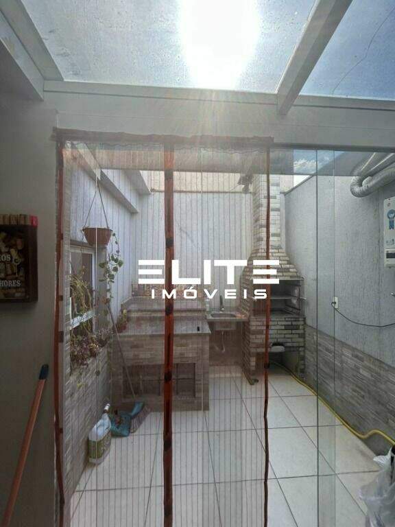 Sobrado à venda no Vila Valparaíso: 