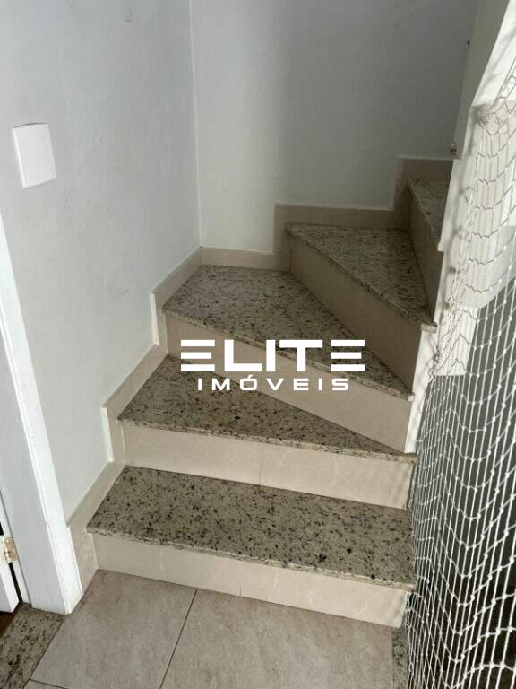 Sobrado à venda no Vila Valparaíso: 