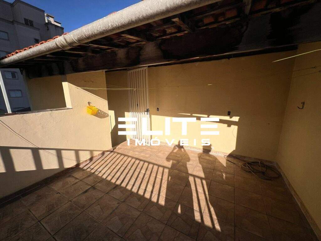 Sobrado à venda no Campestre: 