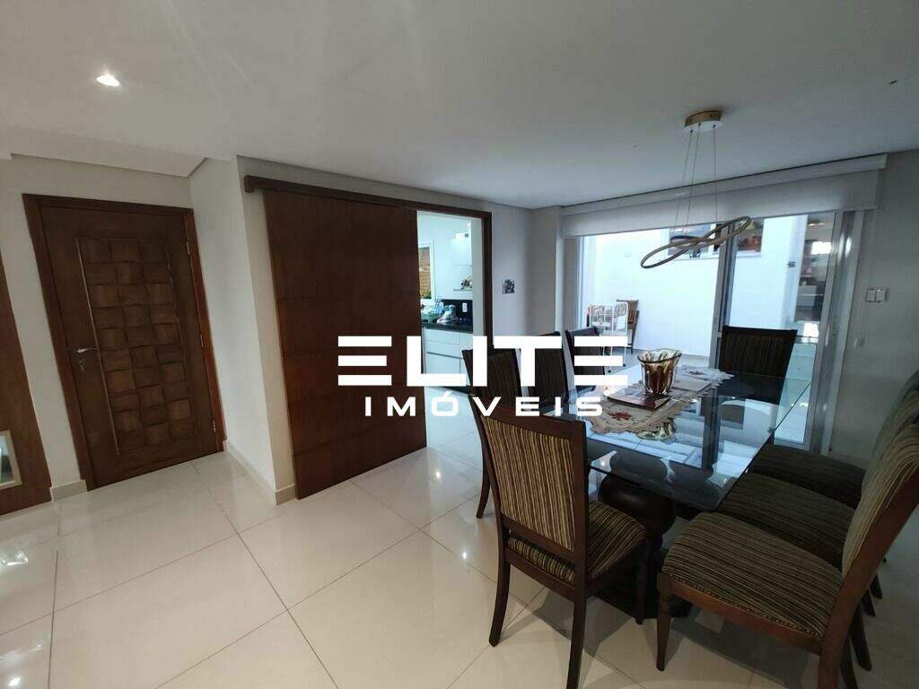 Sobrado à venda no Paraíso: 