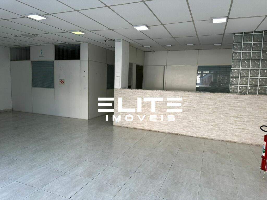 Prédio à venda no Centro: 