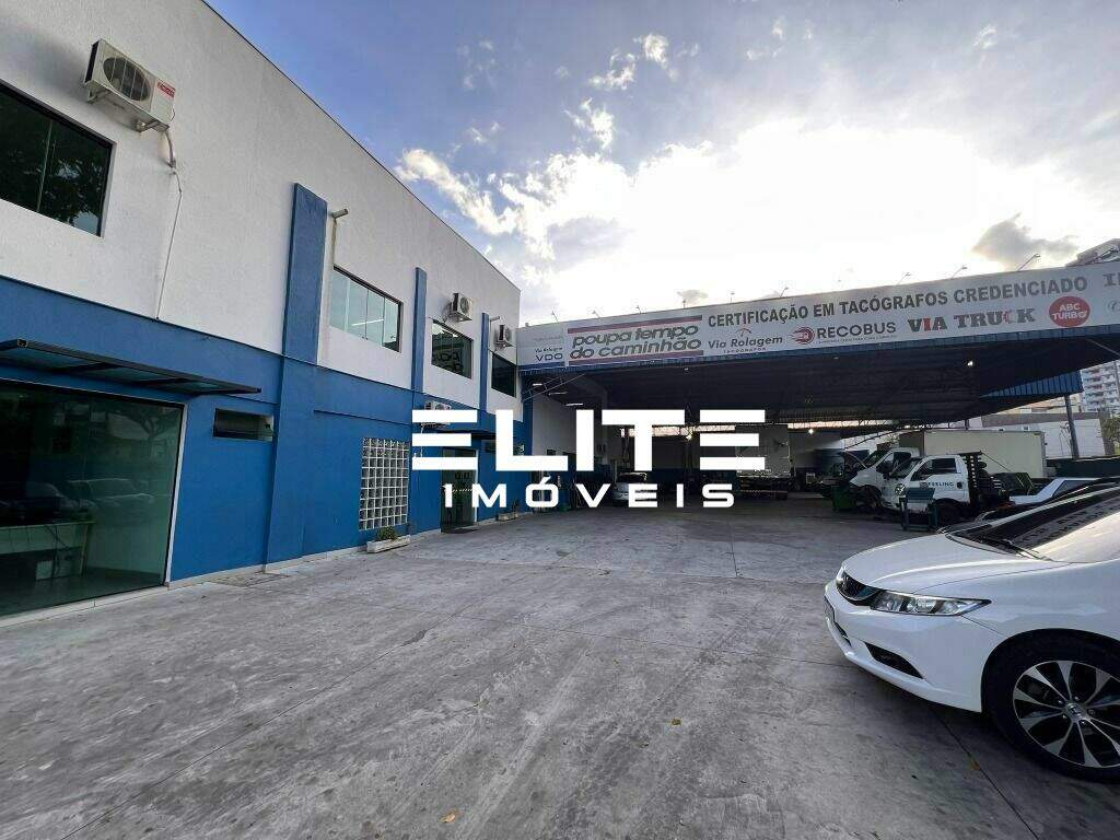 Galpão à venda no Bangú: 