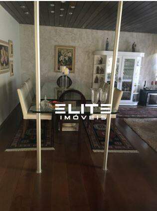 Sobrado à venda no Jardim do Mar: 