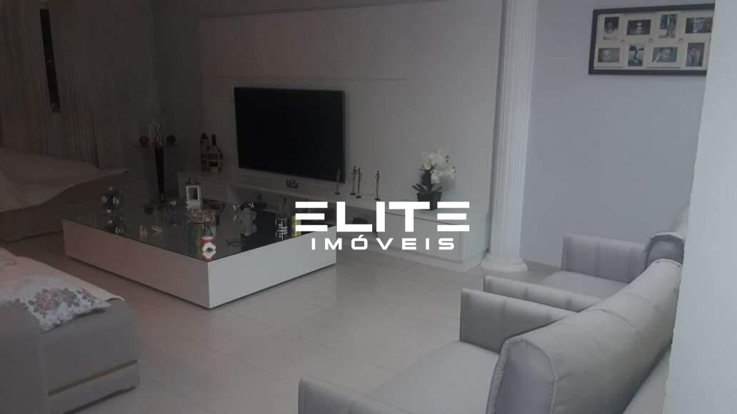 Sobrado à venda no Campestre: 