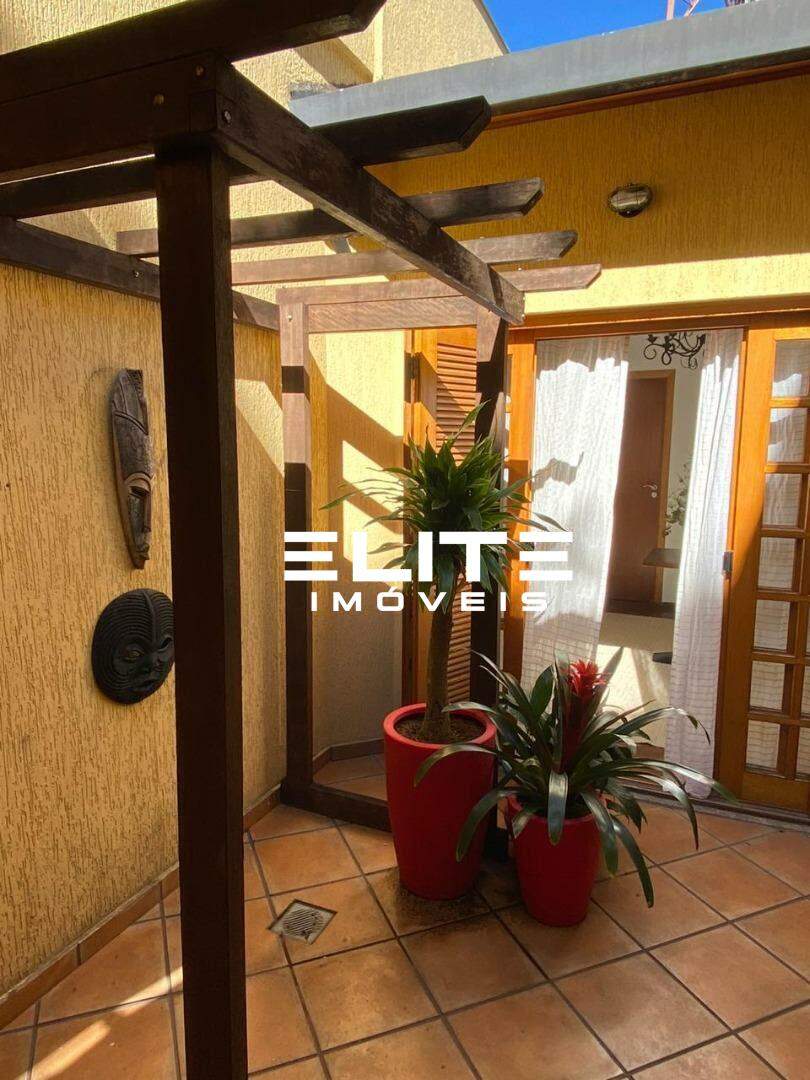 Casa à venda no Bairro Jardim: 