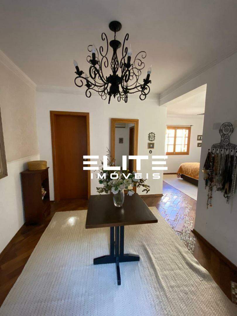 Casa à venda no Bairro Jardim: 