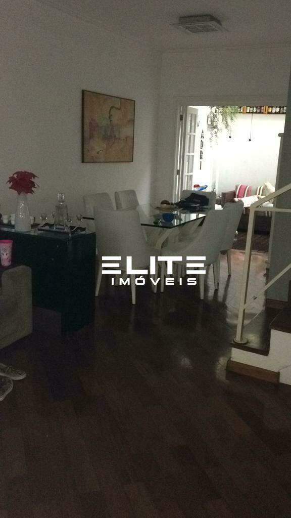 Sobrado à venda no Vila Scarpelli: 