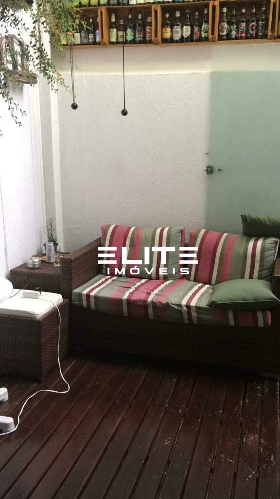 Sobrado à venda no Vila Scarpelli: 