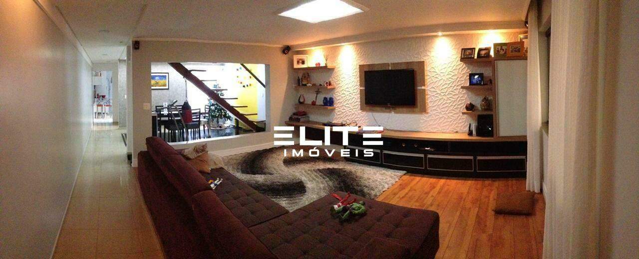 Sobrado à venda no Vila Scarpelli: 