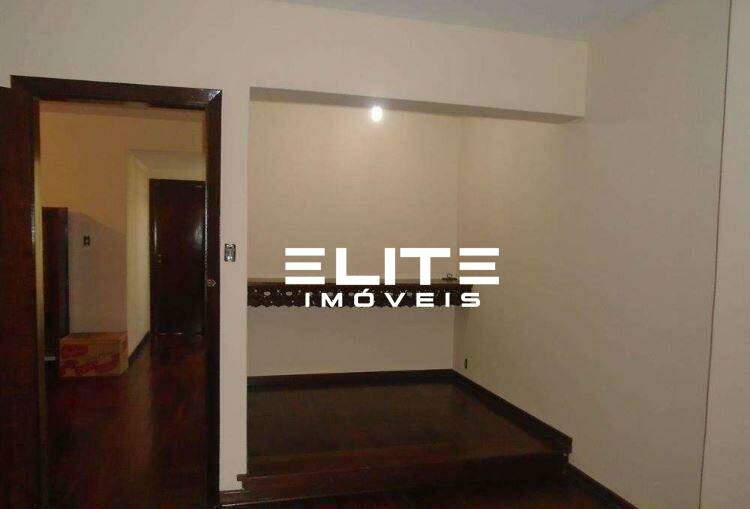 Sobrado à venda no Vila Bastos: 