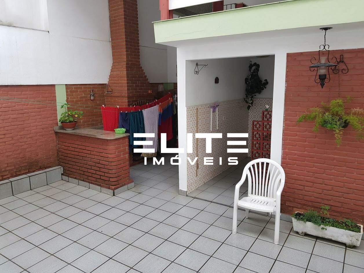 Sobrado à venda no Campestre: 