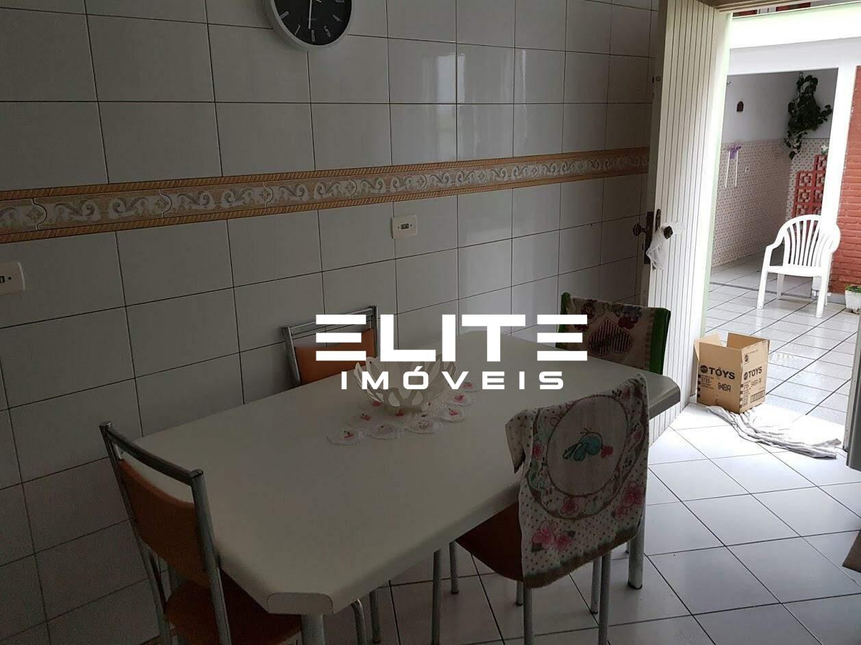 Sobrado à venda no Campestre: 