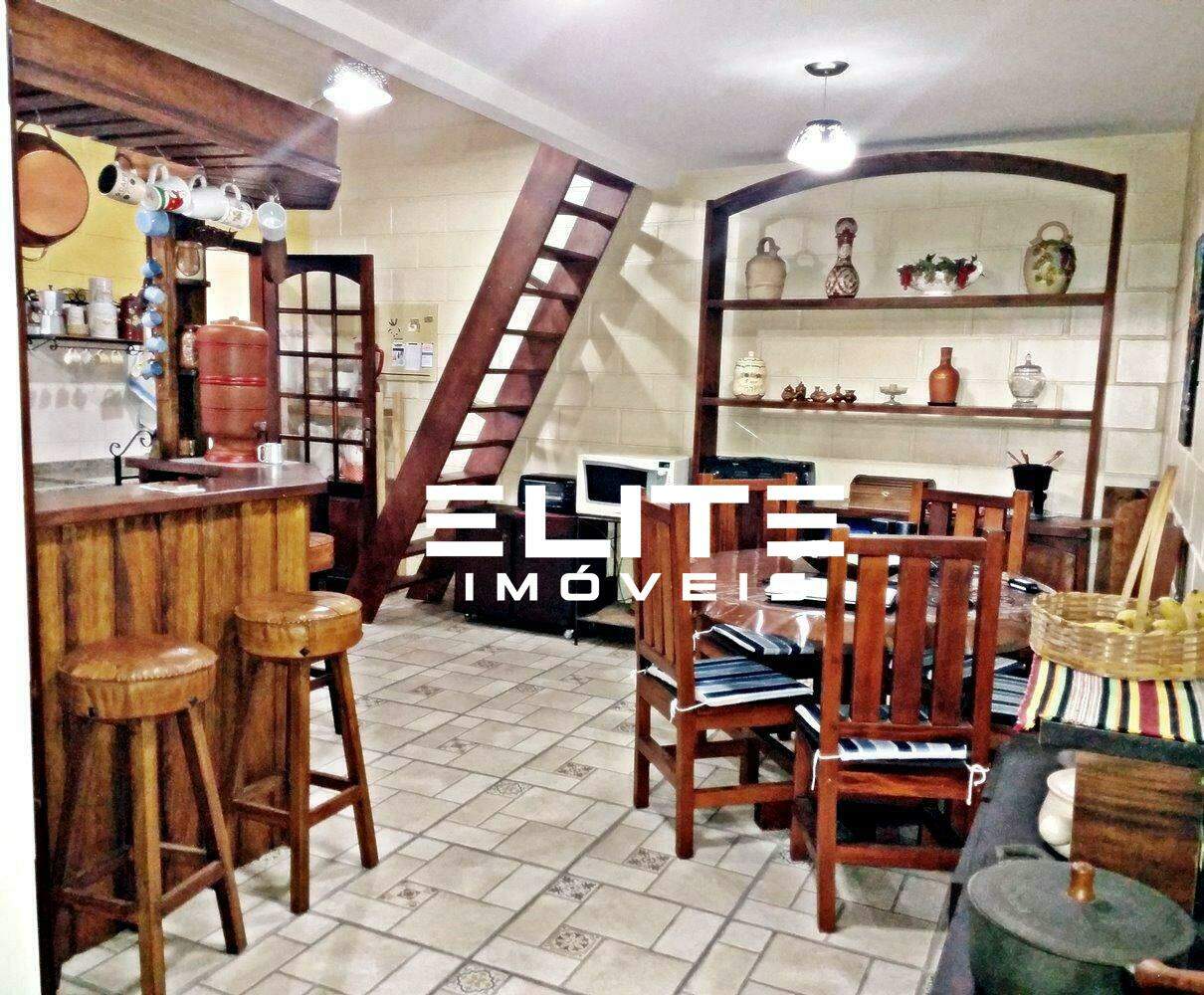 Sobrado à venda no Santo Antônio: 