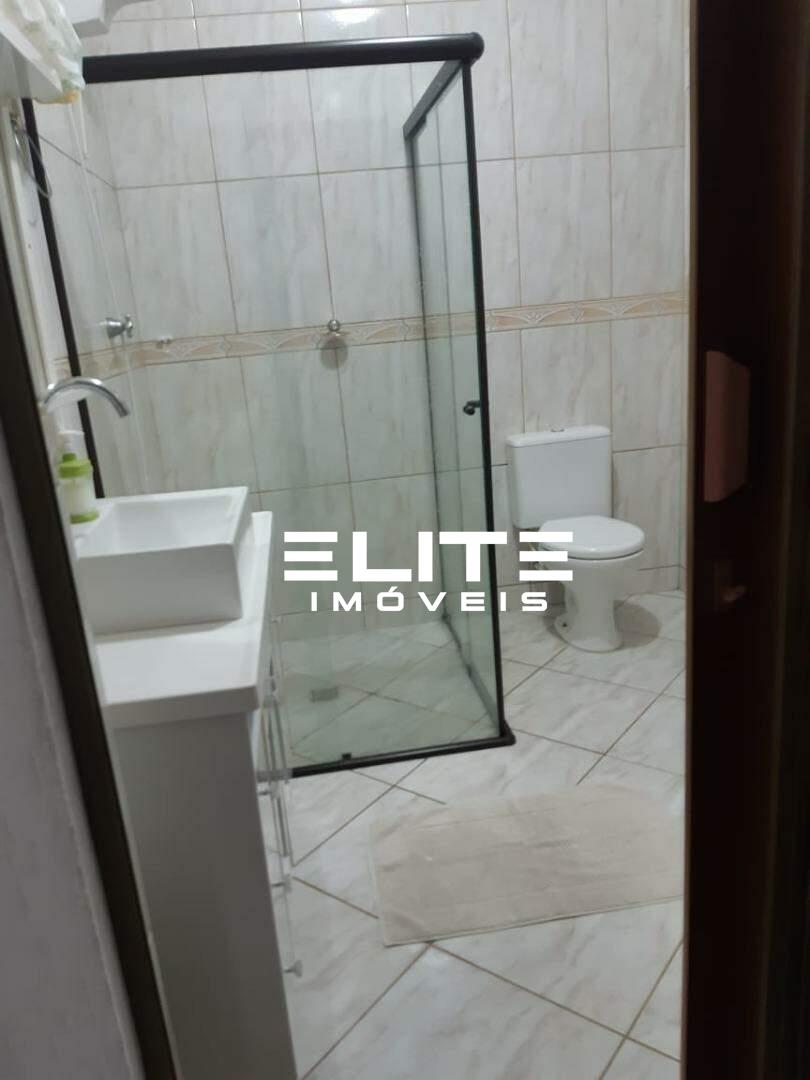 Sobrado à venda no Parque Gerassi: 