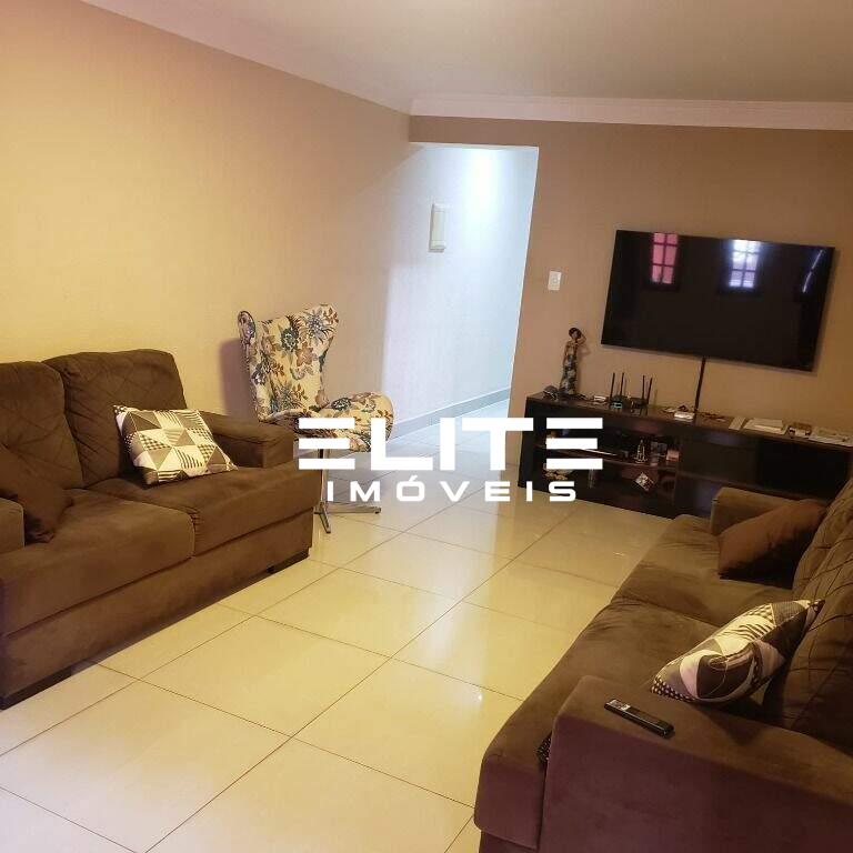 Sobrado à venda no Bairro Jardim: 