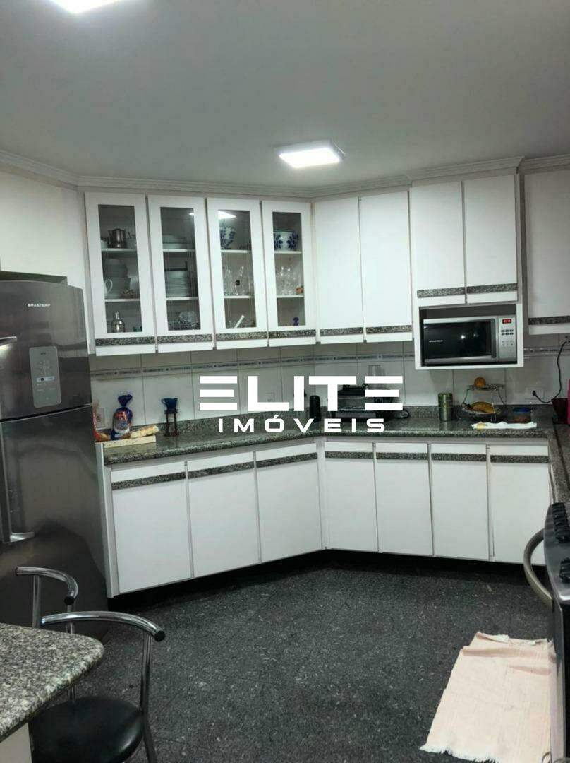 Sobrado à venda no Campestre: 