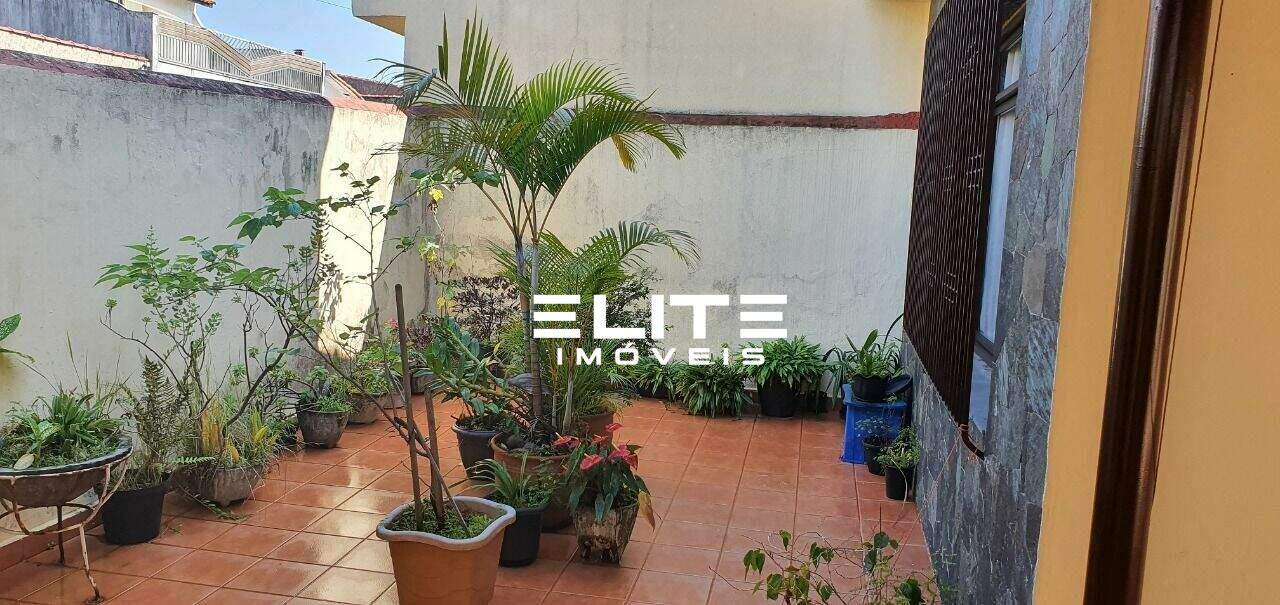 Sobrado à venda no Jardim Monções: 